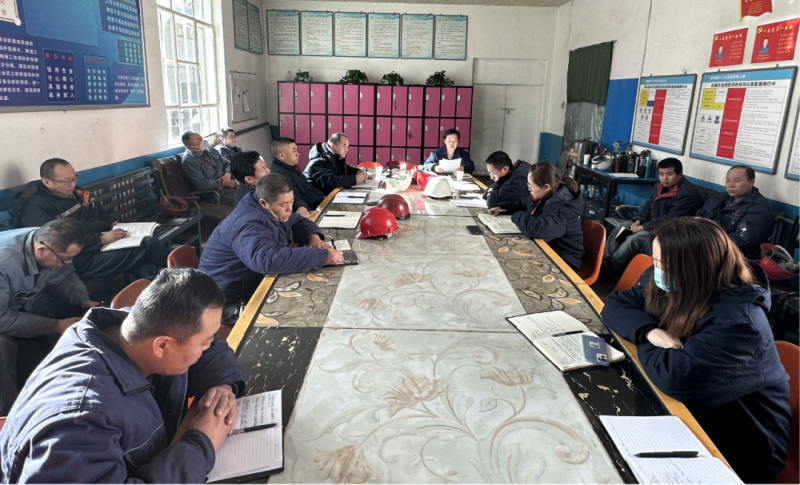 對標(biāo)對表新要求 主動作為抓落實——物產(chǎn)工投公司紀(jì)委召開學(xué)習(xí)貫徹中紀(jì)委、省紀(jì)委二次全會精神專題會議暨節(jié)前廉政教育警示會